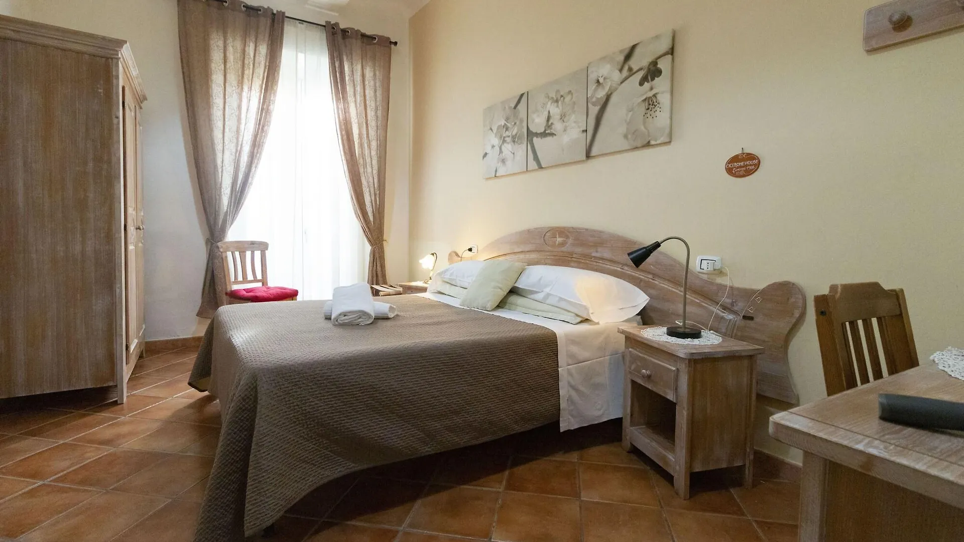 فندق مبيت وإفطار فلورنس Cicerone Guest House