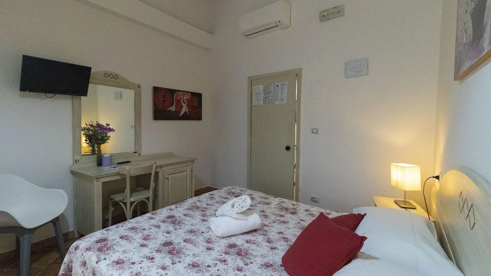 Cicerone Guest House Florencja Nocleg ze śniadaniem